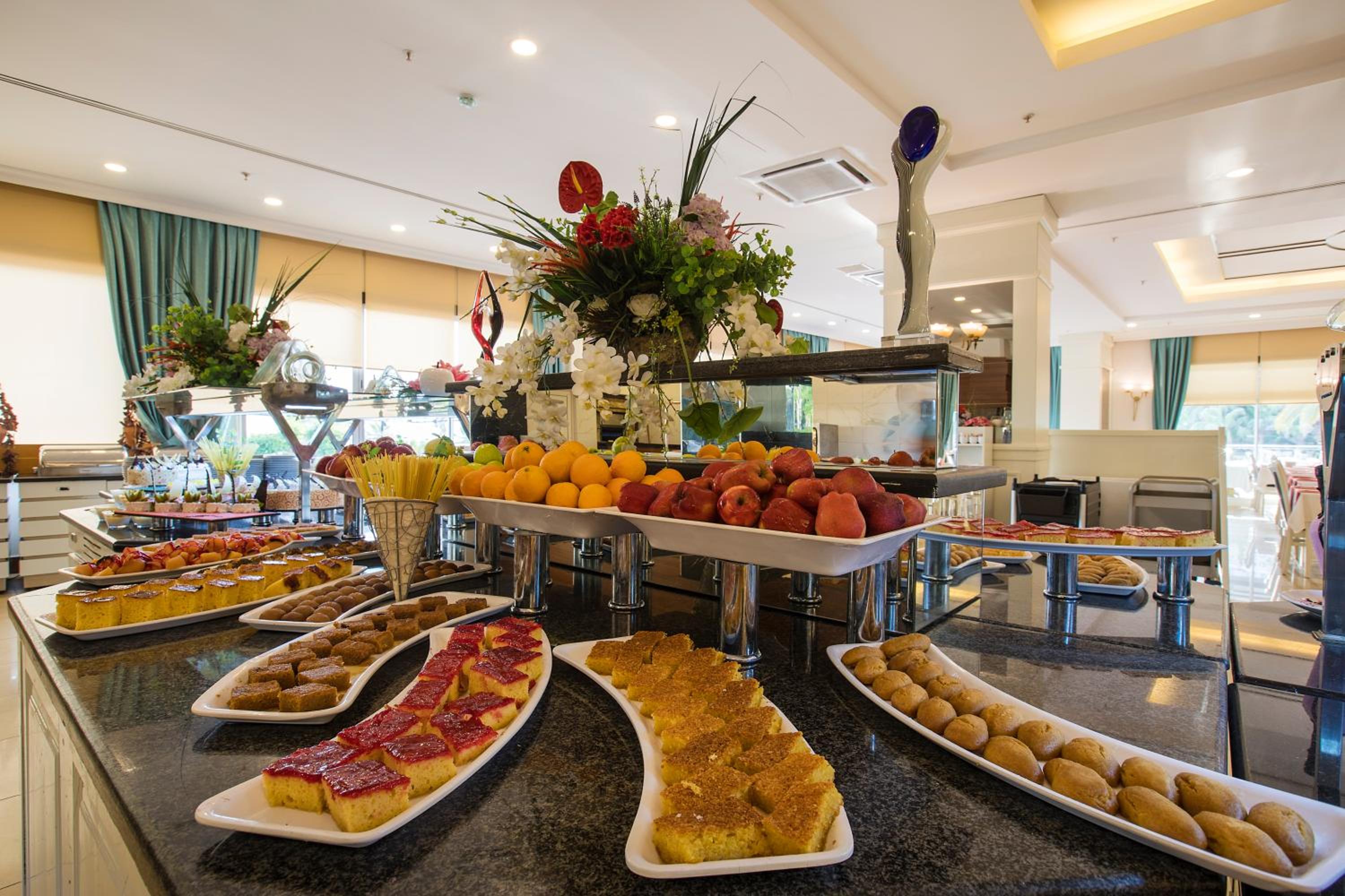 Meridia Beach Hotel 32/51
