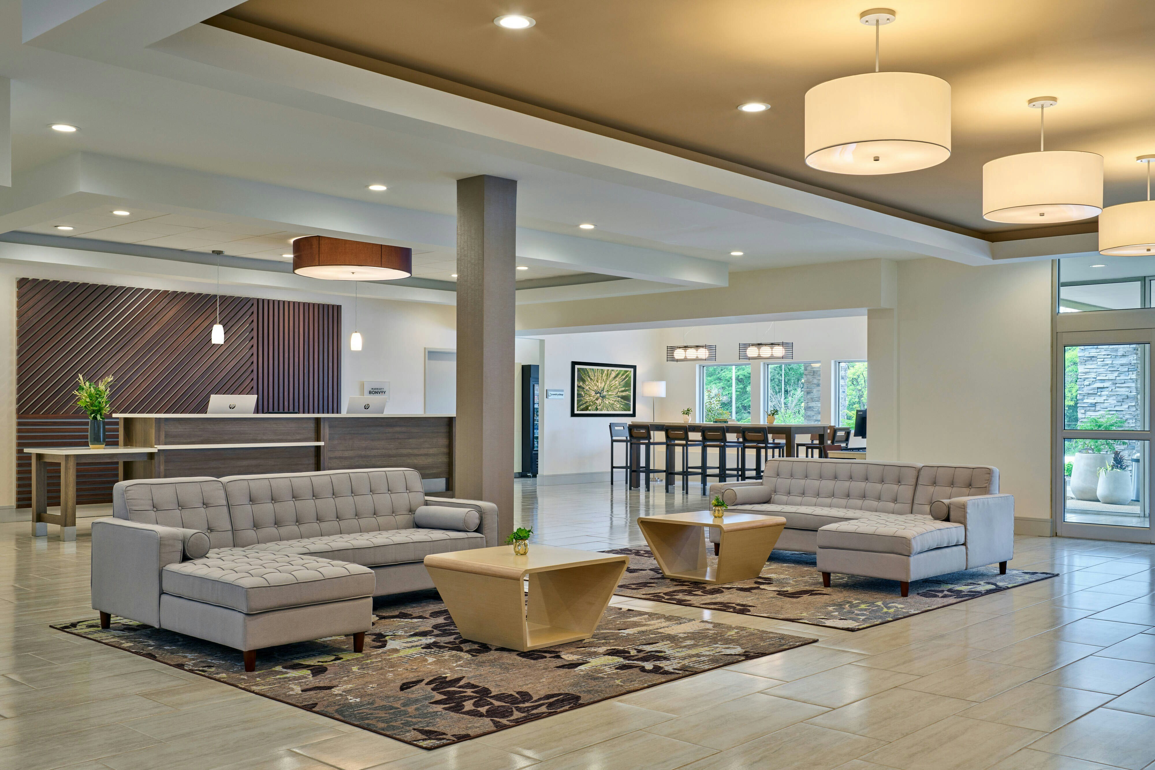Delta Hotels by Marriott Chicago Willowbrook 14/35