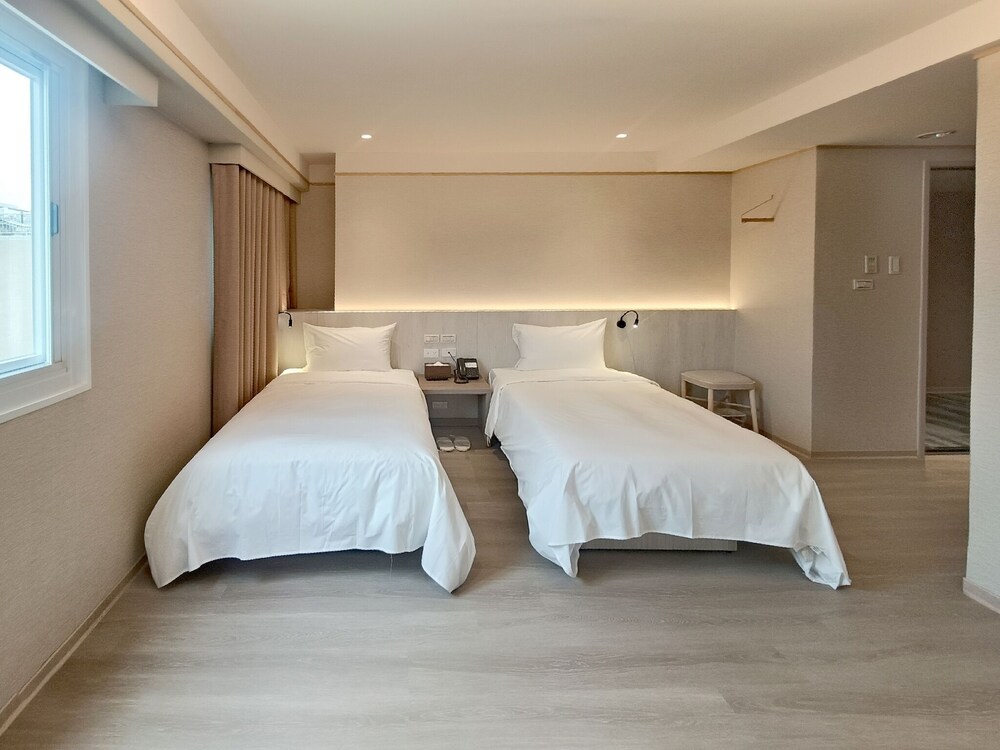 Jing Jing Holiday Hotel 17/46