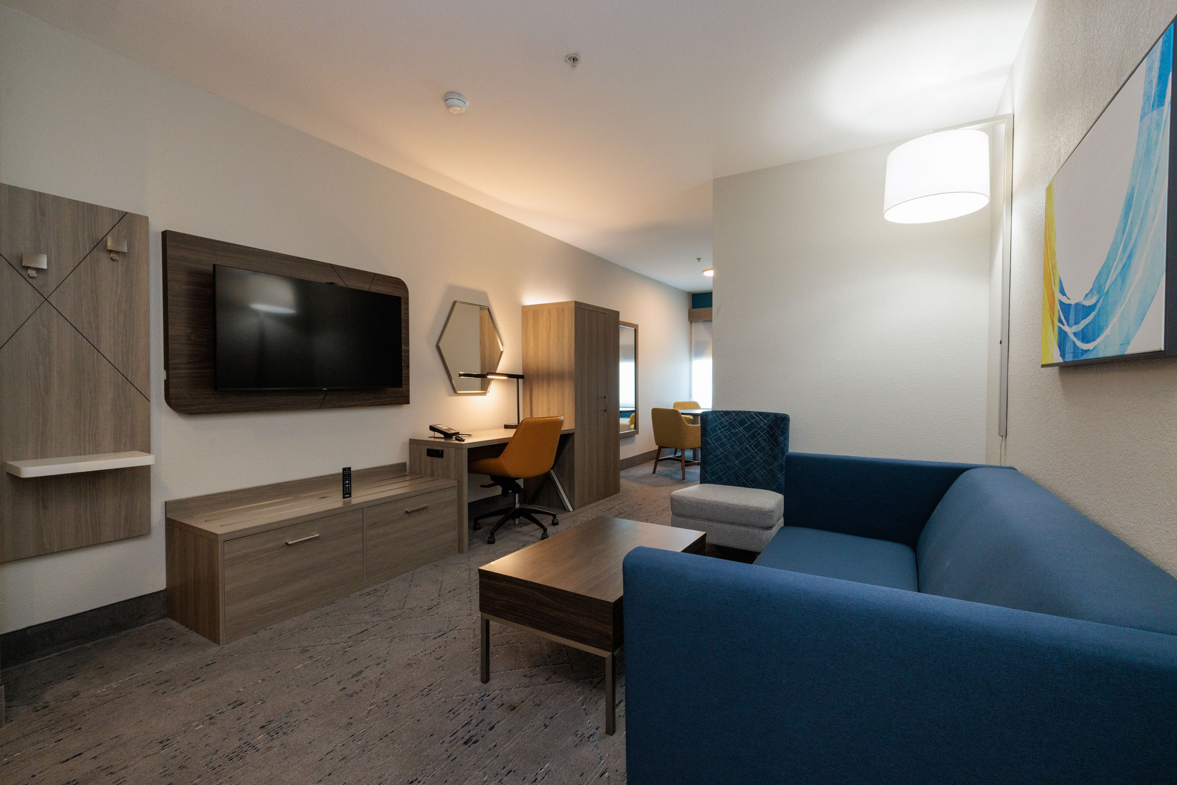 Holiday Inn Express Hotel Suites Berkeley 52/73