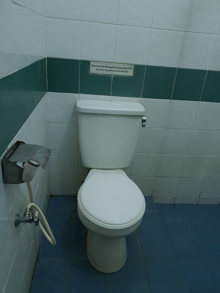 Hotel Cisarua Indah 35/36