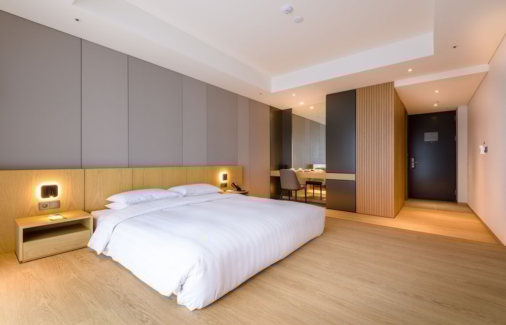 The Grand Sumorum 15/68