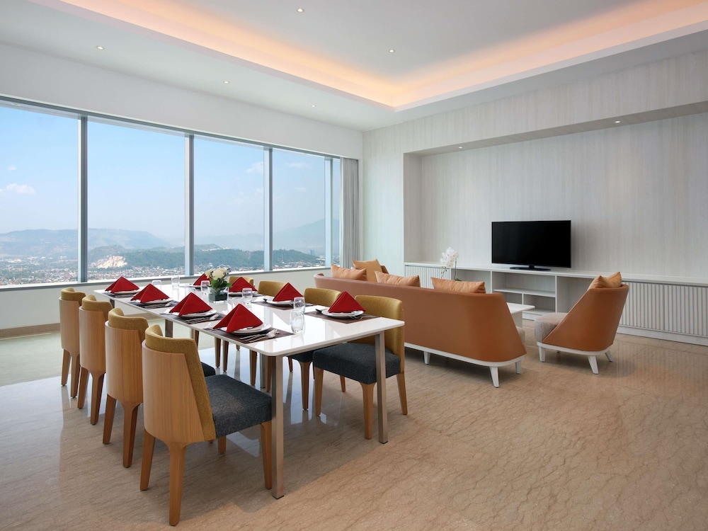 Grand Mercure Lampung 19/25