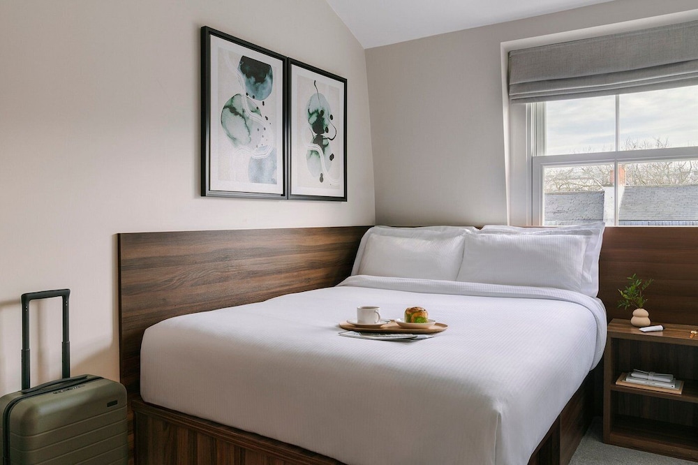 BASIC, DOUBLE BED