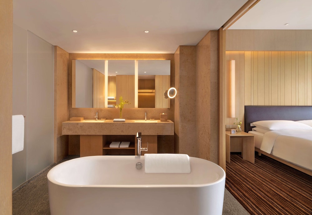 Hyatt Regency Beijing Wangjing 48/50