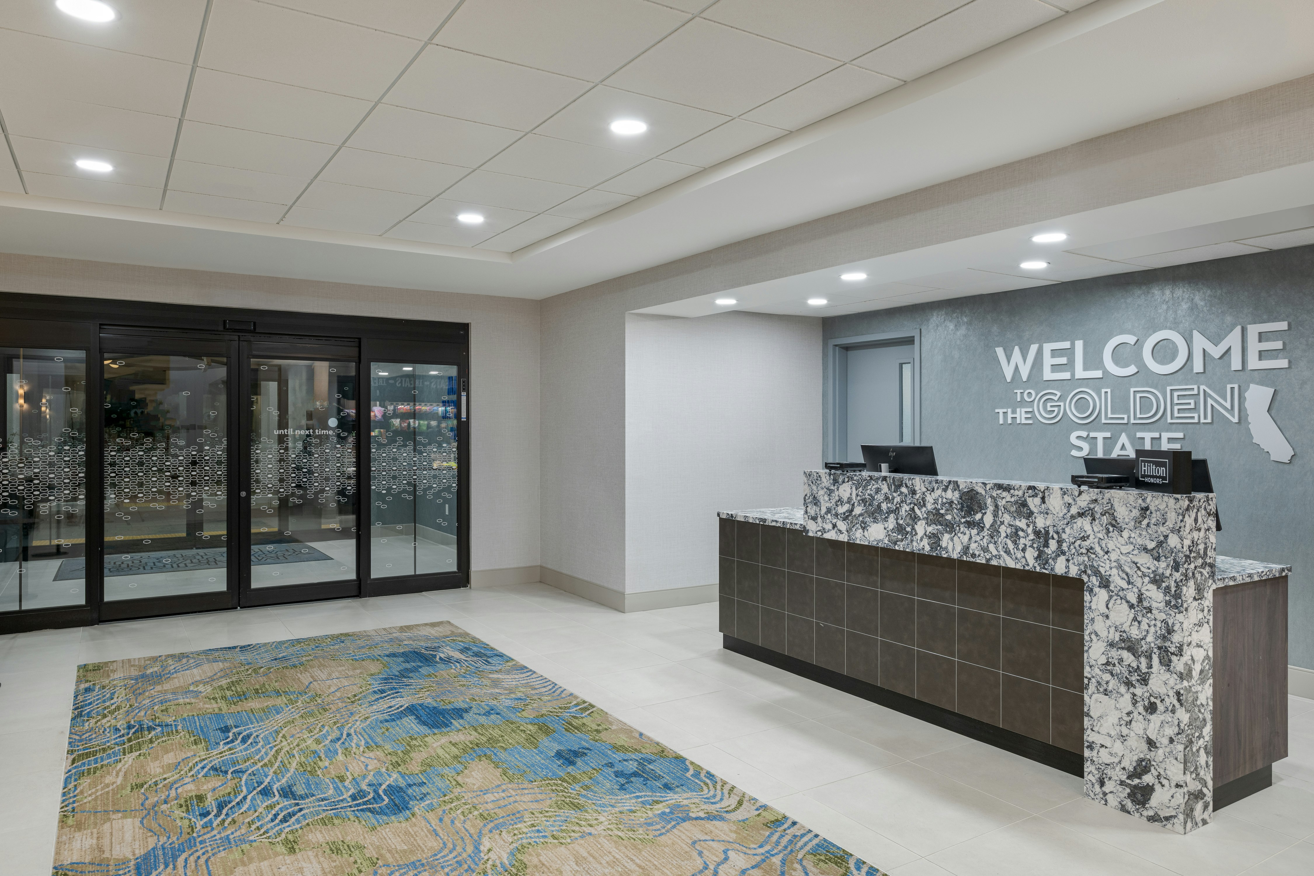 Hampton Inn Suites Oakland Airport 12/63