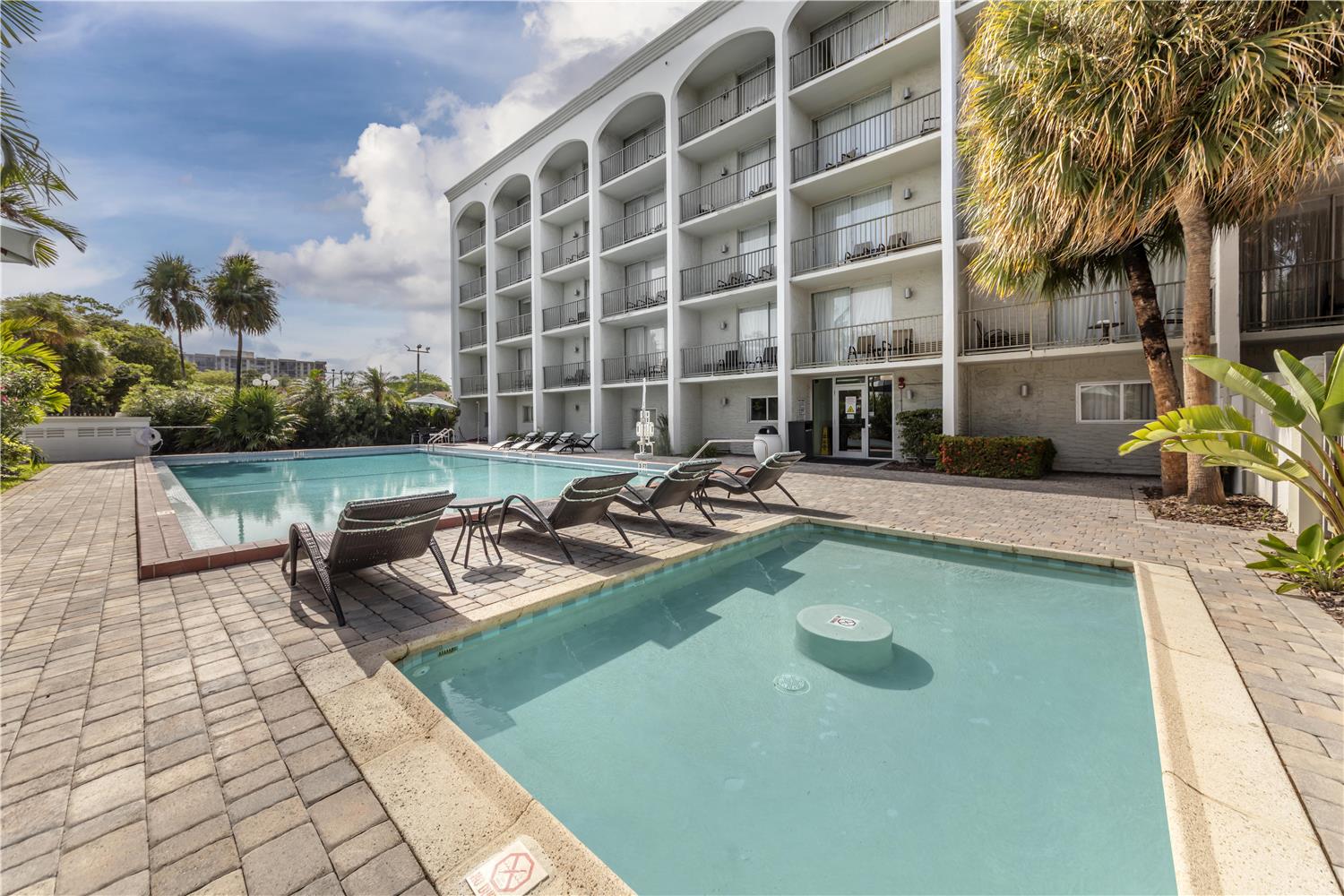Best Western Plus North Miami Bal Harbour in NORTH MIAMI - FL