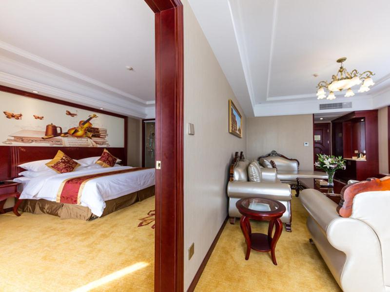 Vienna Hotel (Shanghai Wanda Guangfulin Road) 9/21