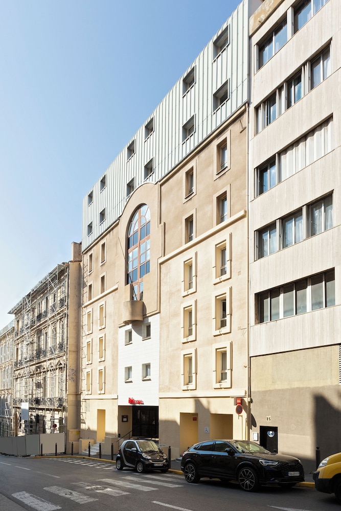 Ibis Marseille Centre Prefecture 40/48