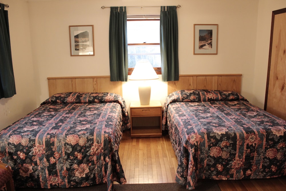 Nootka Lodge 13/50