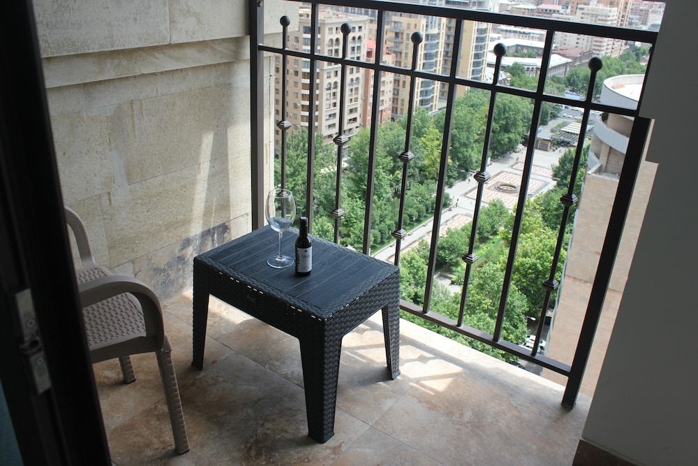 Rooftop Apart Hotel 46/61