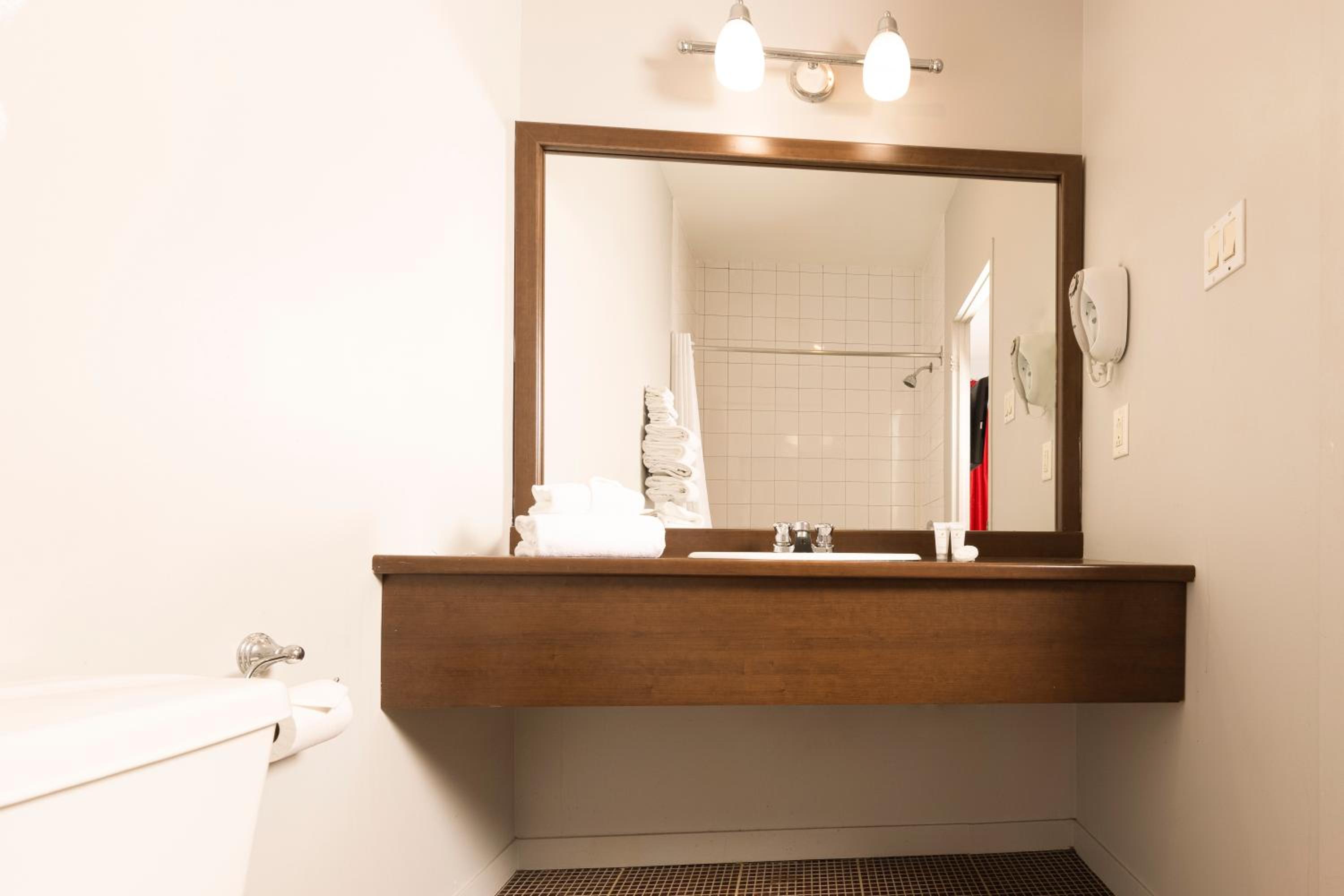 غرفة اقتصادية بسرير كينج، Hotel Du Nord 7/8