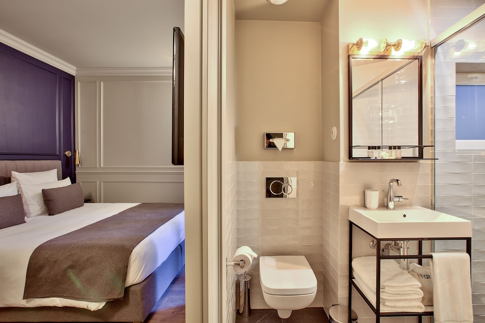 Maison Barbes 7/61