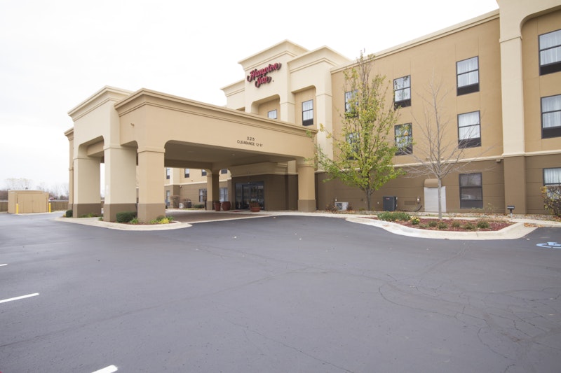 Hampton Inn Marshall, MI 39/40