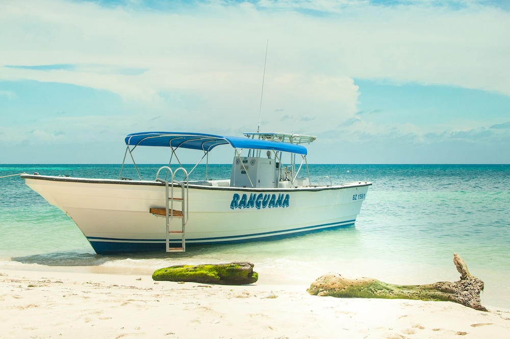 Ranguana Caye Cabanas 44/50