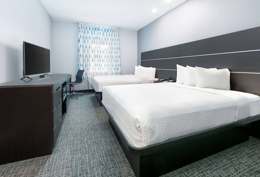 Days Inn by Wyndham Zachary LA 9/37