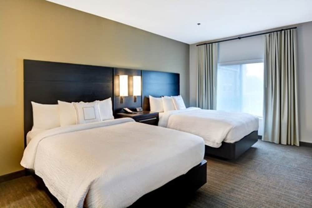 Residence Inn Cleveland Airport Middleburg Heights 11/34