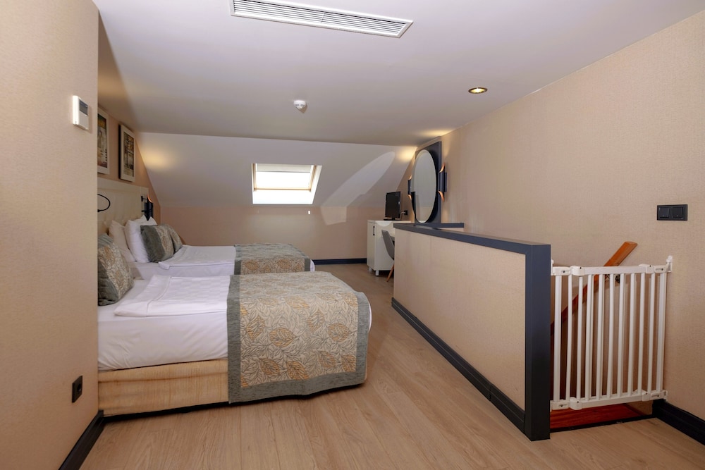 FAMILY DUPLEX SEA VIEW