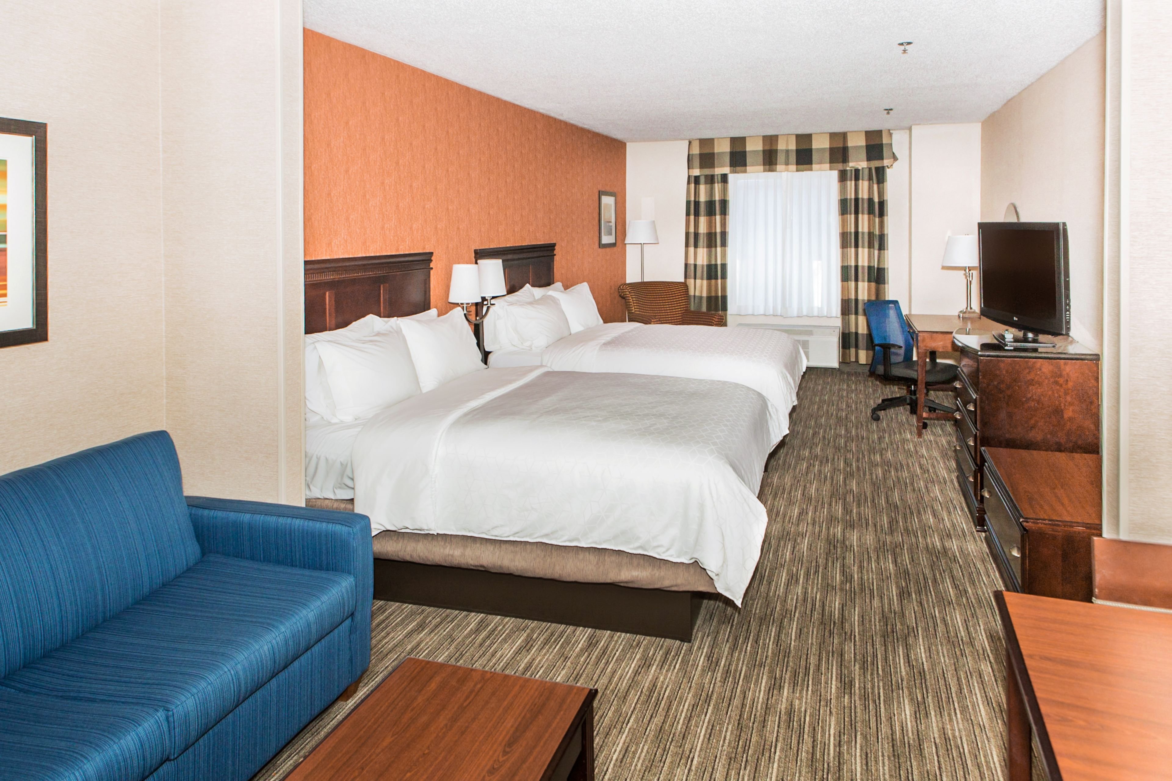 Holiday Inn Express Hotel Suites Chambersburg 12/71