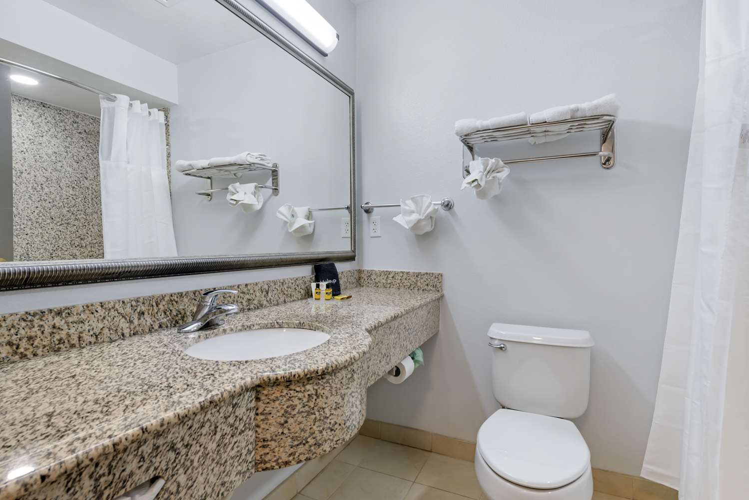 Best Western Plus First Coast Inn & Suites 51/53