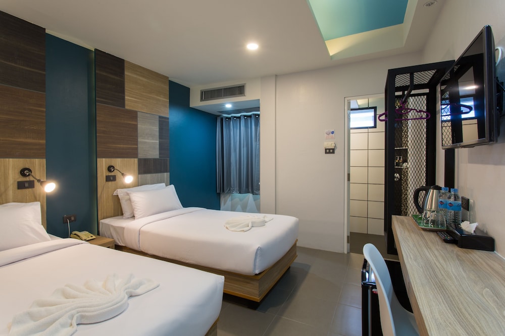 City Hotel 25/50