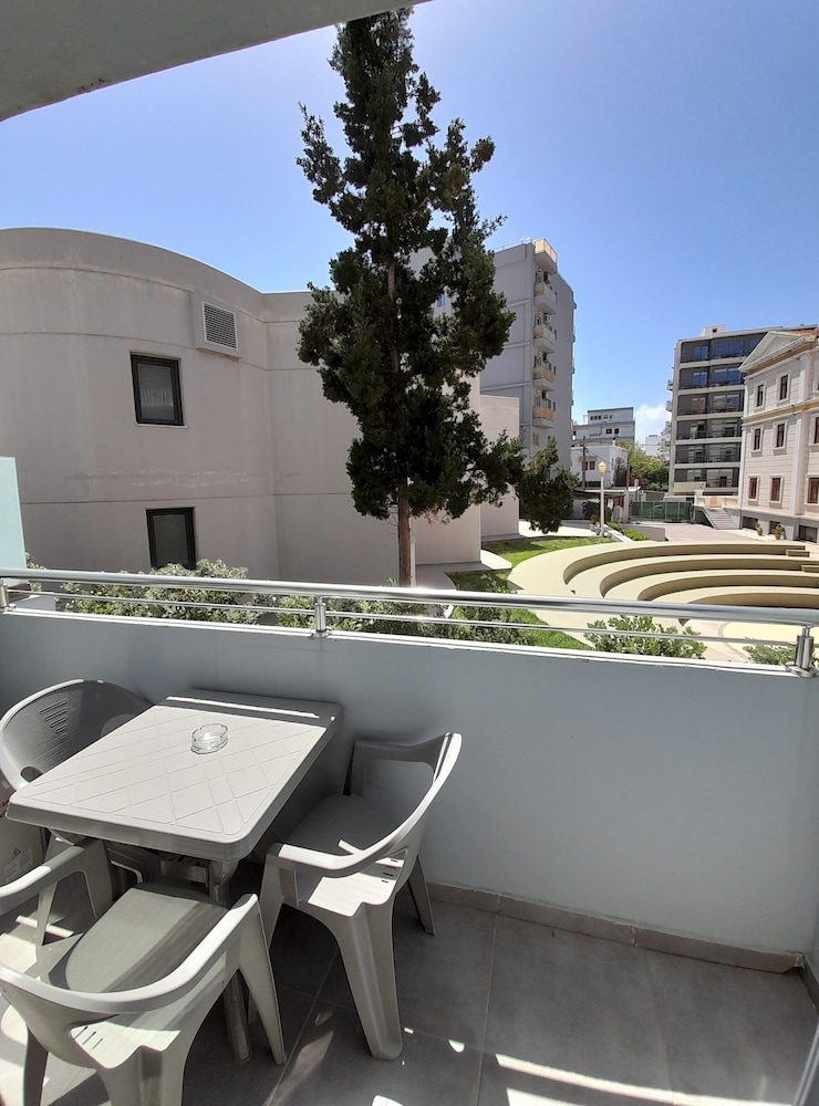 Elite Hotel 26/50