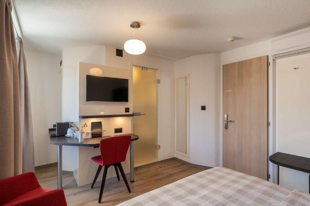 Hotel Derby 34/50