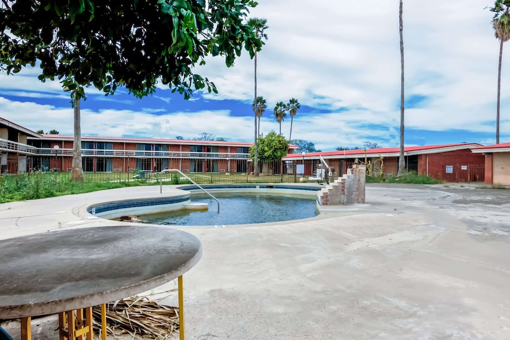 OYO Hotel Alice TX Hwy 281 West 28/30