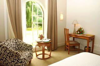 DELUXE ROOM H