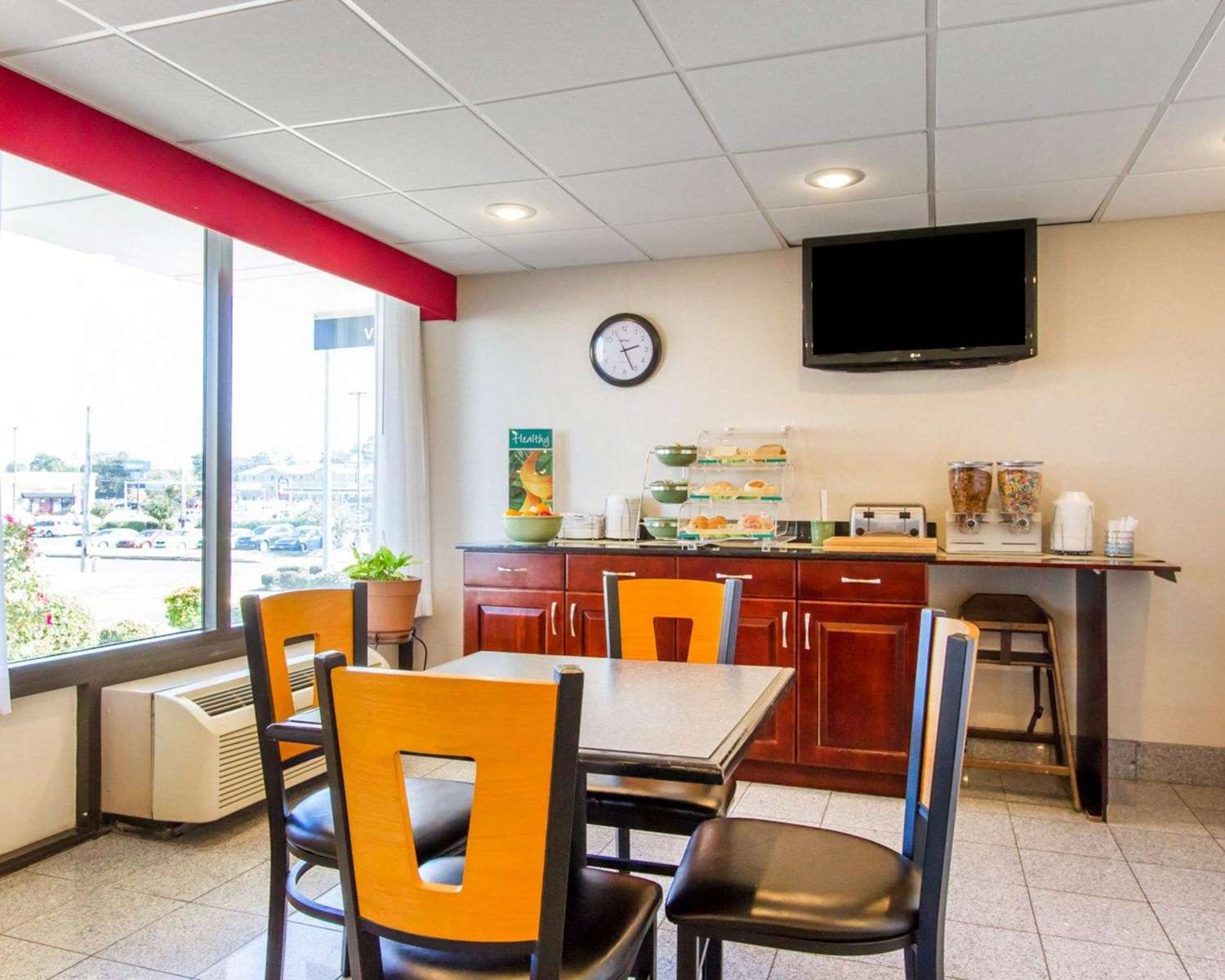 Quality Inn Dyersburg I-155 7/14