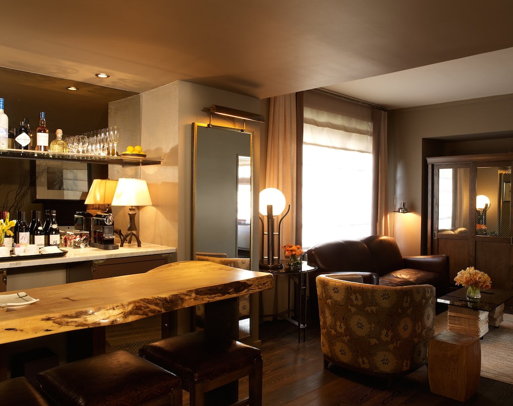 Soho Grand Hotel 48/73