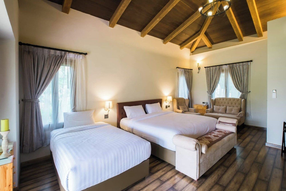 Mela Garden Retreat Cottage 20/75