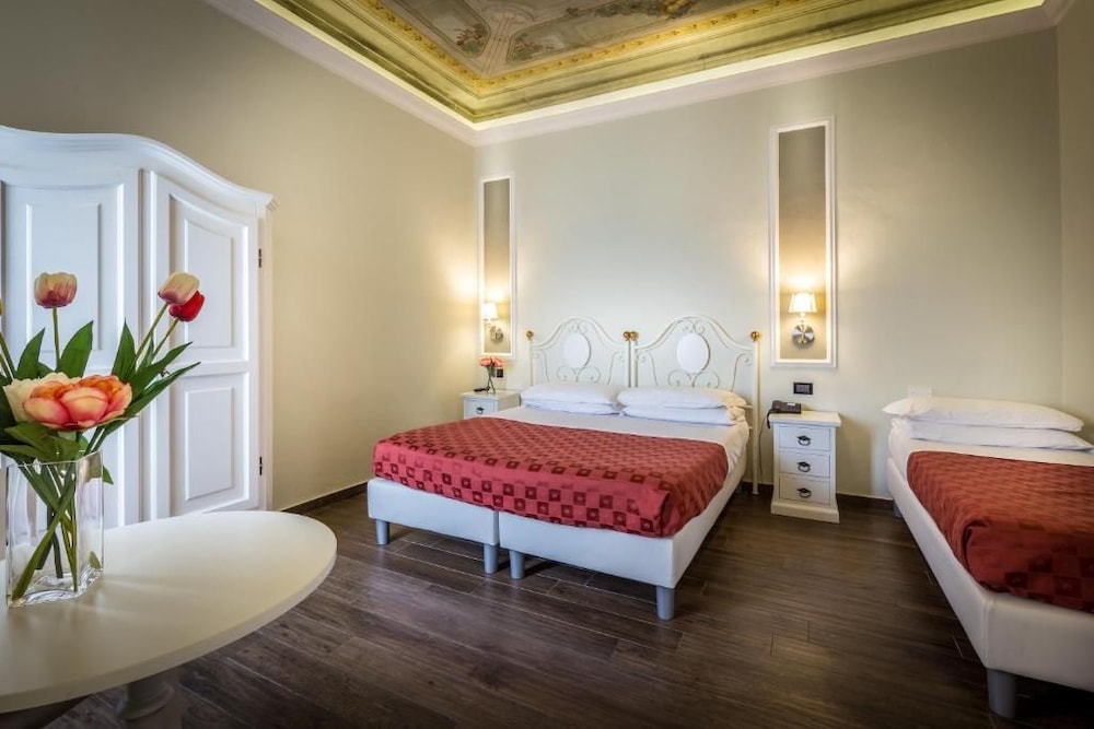 Hotel Ferrucci Firenze 25/50