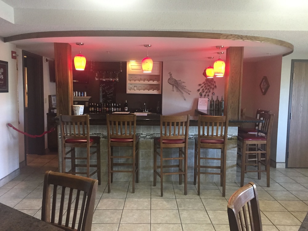 Boarders Inn & Suites by Cobblestone Hotels - Fayette 31/50
