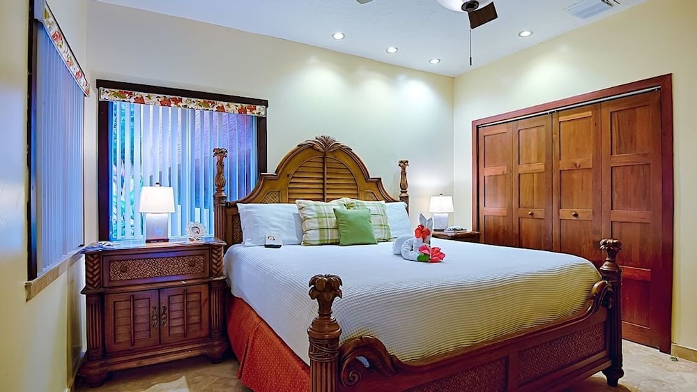 Infinity Bay Beach Resort 21/72