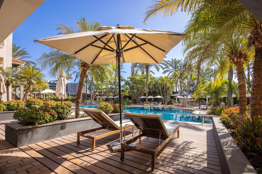Unique Club At Lopesan Costa Meloneras 96/125