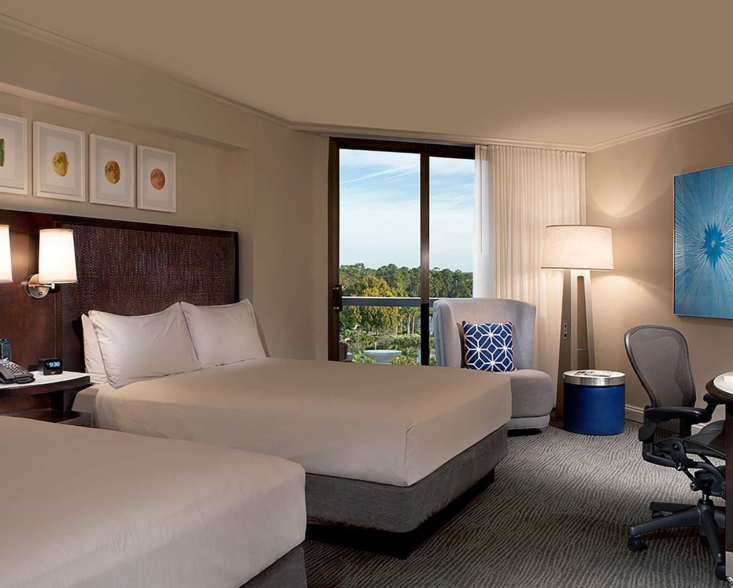 ROOM, 2 QUEEN BEDS, RESORT VIEW, ACCESSIBLE