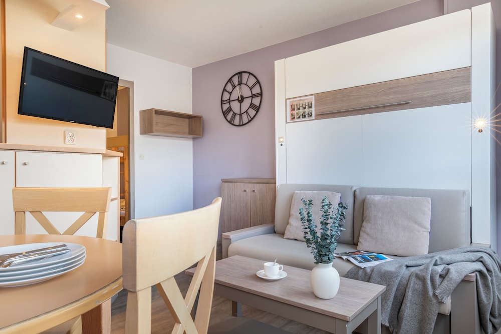 Pierre Vacances Residence Promenade Des Bains 20/42