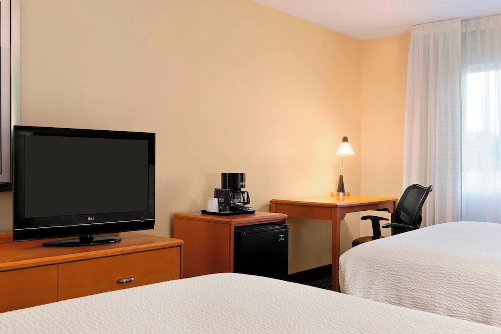 Fairfield Inn Suites Minneapolis St Paul Airport 51/53