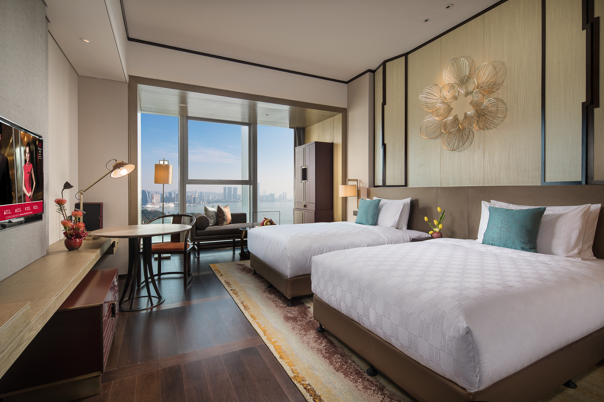 2 Double Beds, Bay View