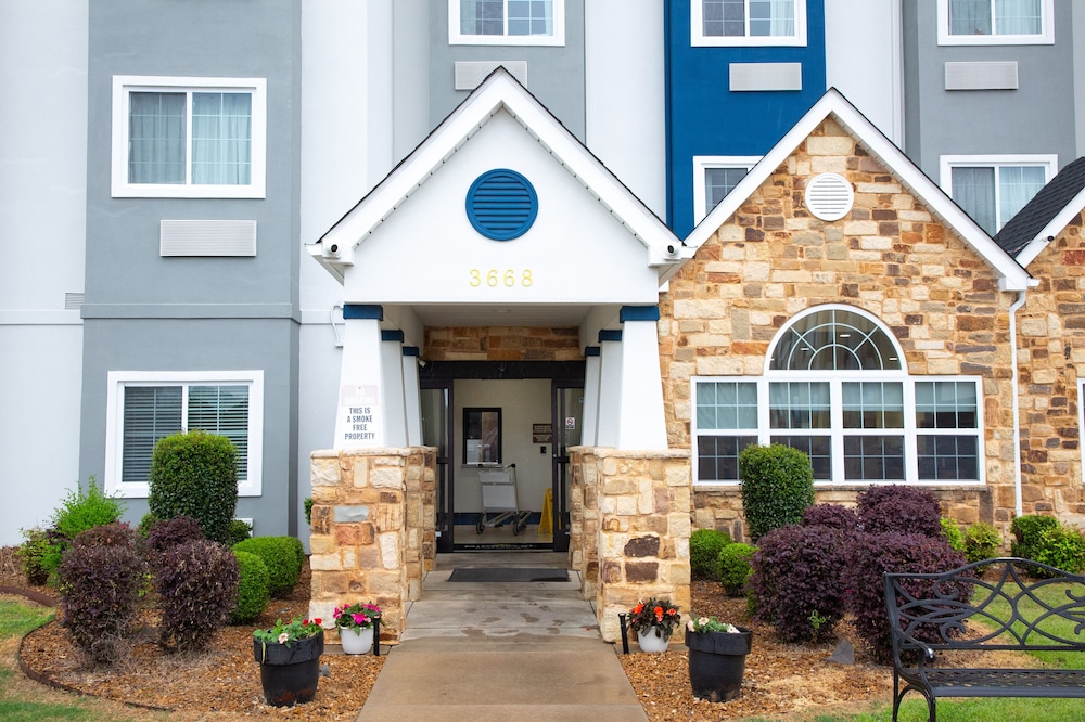 Microtel Inn & Suites by Wyndham Searcy 4/50