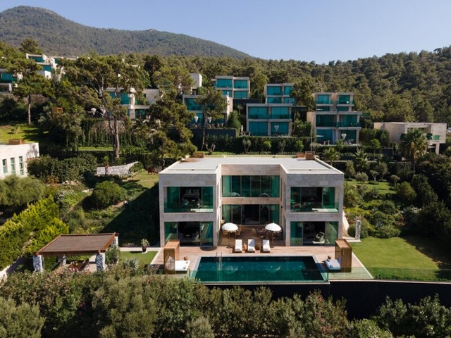 Vogue Hotel Supreme Bodrum 8/98