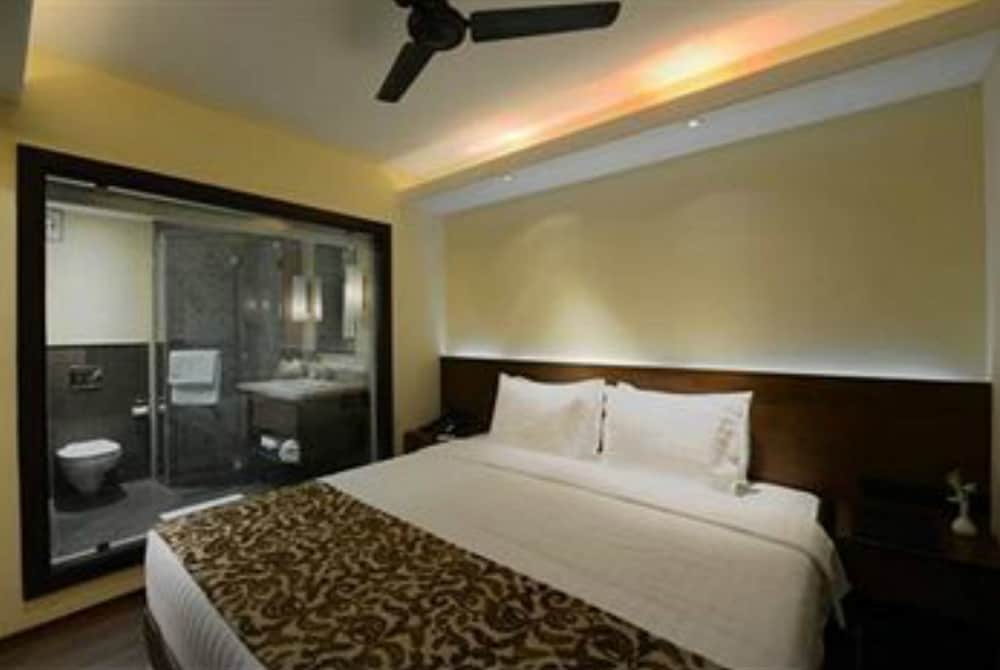 Deltin Suites 9/39