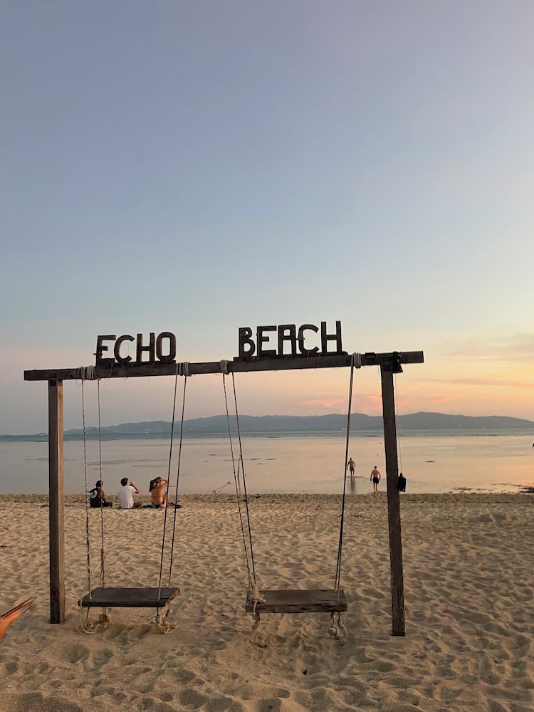 Echo Beach Backpackers 37/50