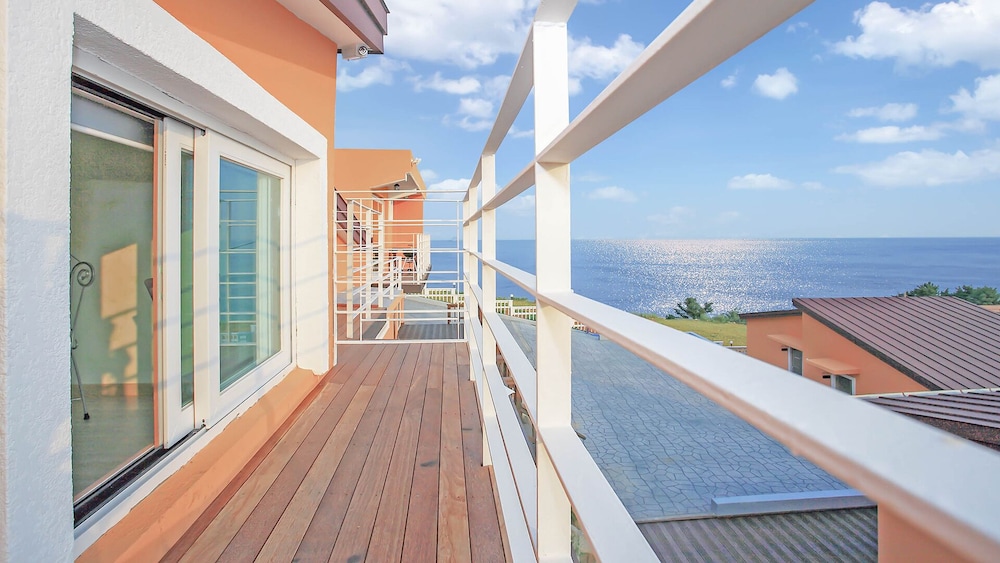 Namhae Bel Vienne Pension 27/50