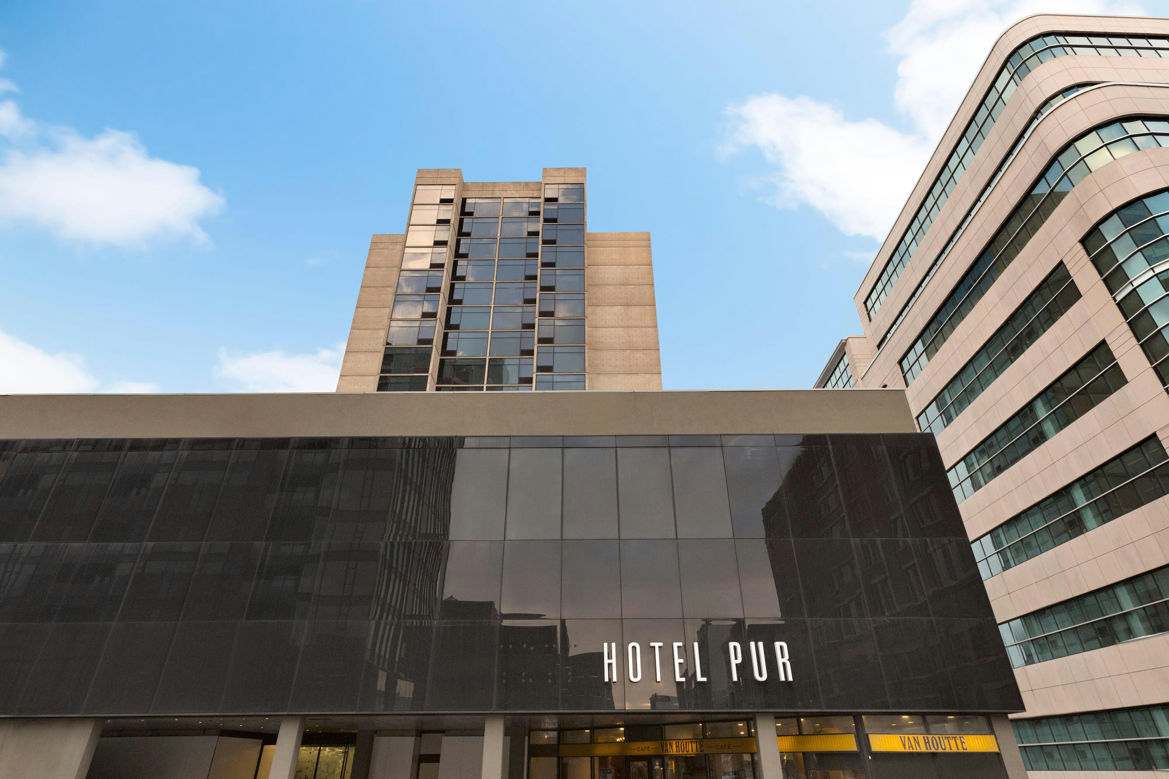 Hotel Pur Quebec A Tribute Portfolio Hotel in QUEBEC CITY