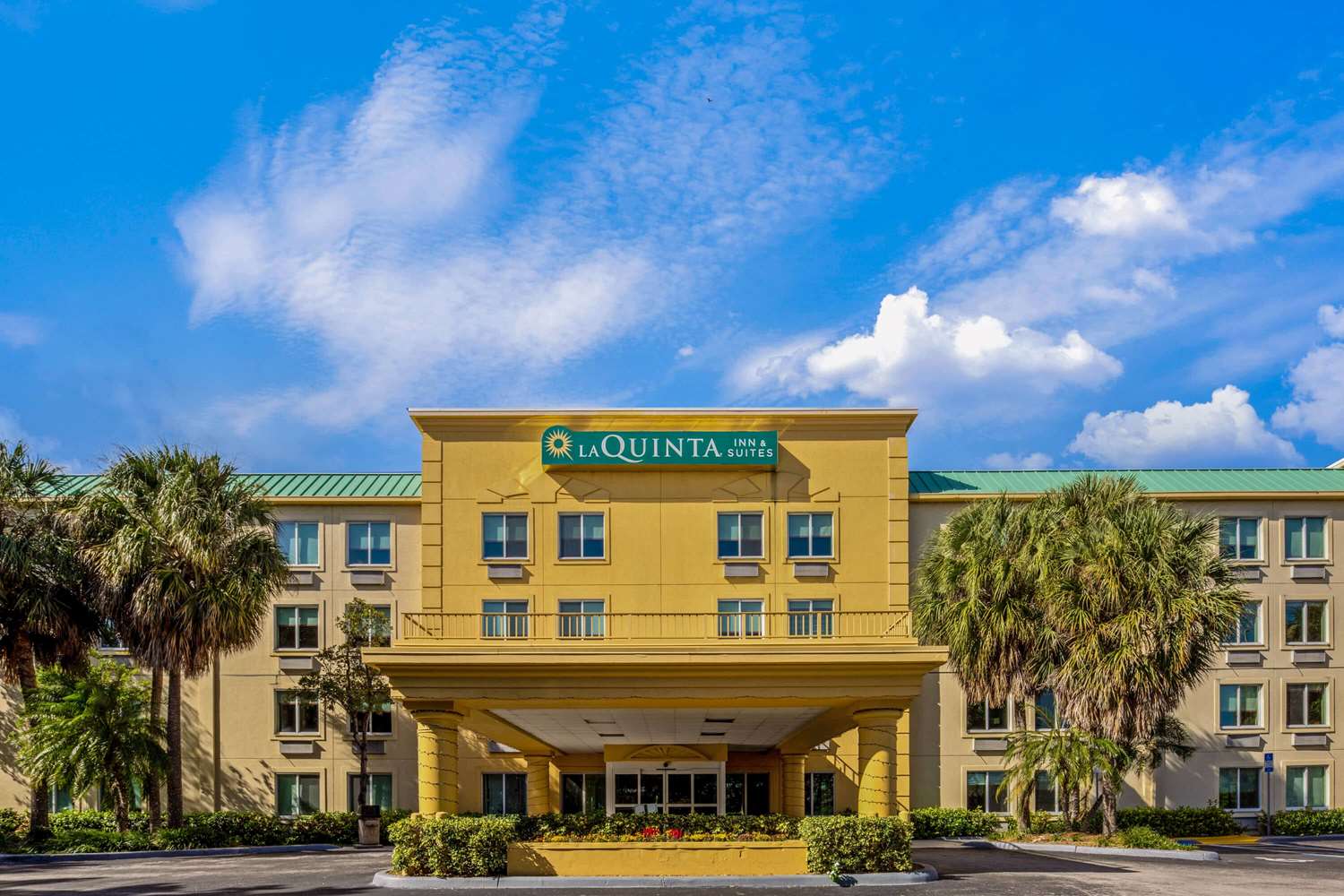La Quinta Inn and Suites by Wyndham Miami Cutler Bay in CUTLER RIDGE - FL