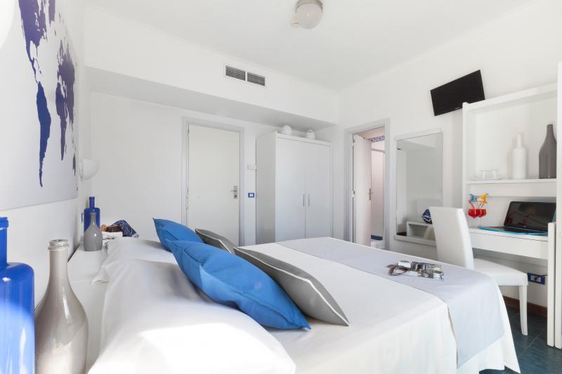 Standard, Double Bed