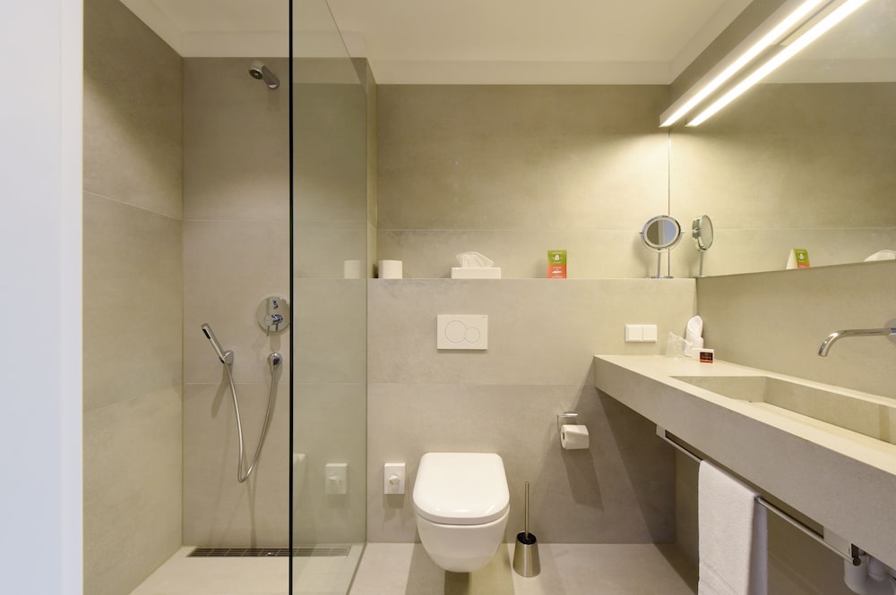 K Apart Hotel and Boardinghouse 47/49