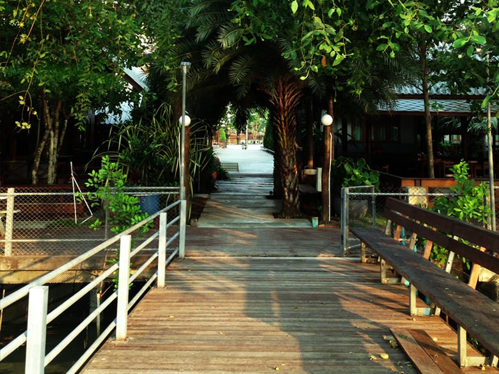 Baan Siriporn Resort 58/68